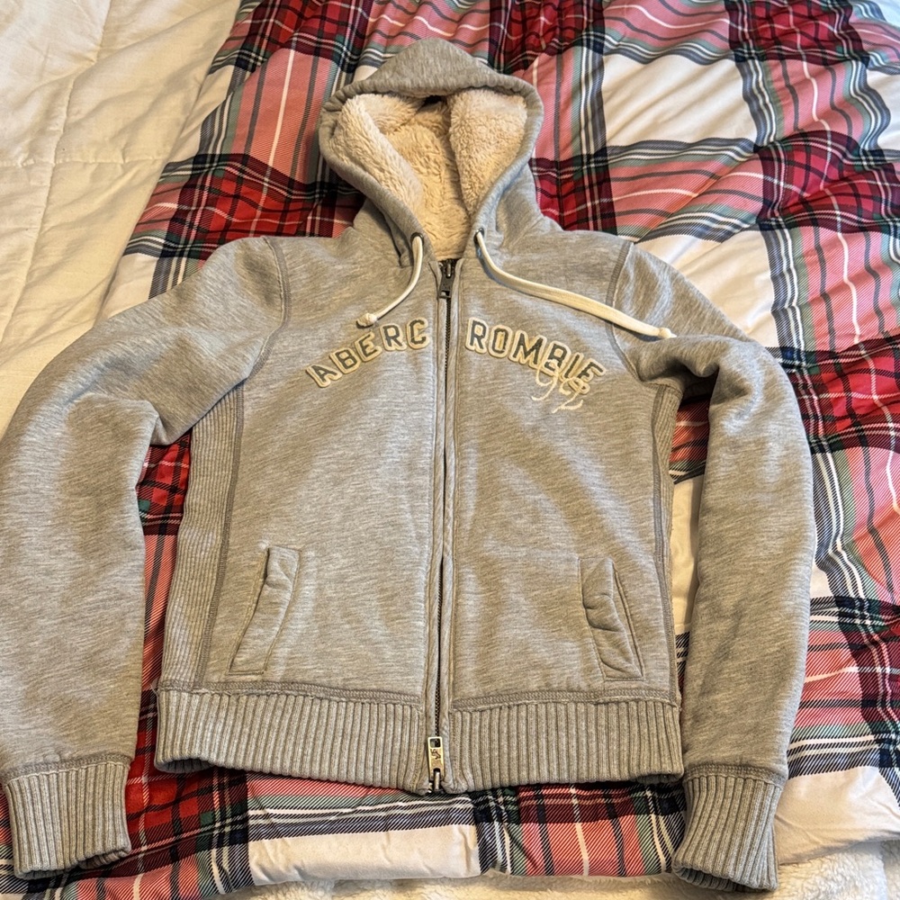 Y2K Abercrombie furry hoodie
